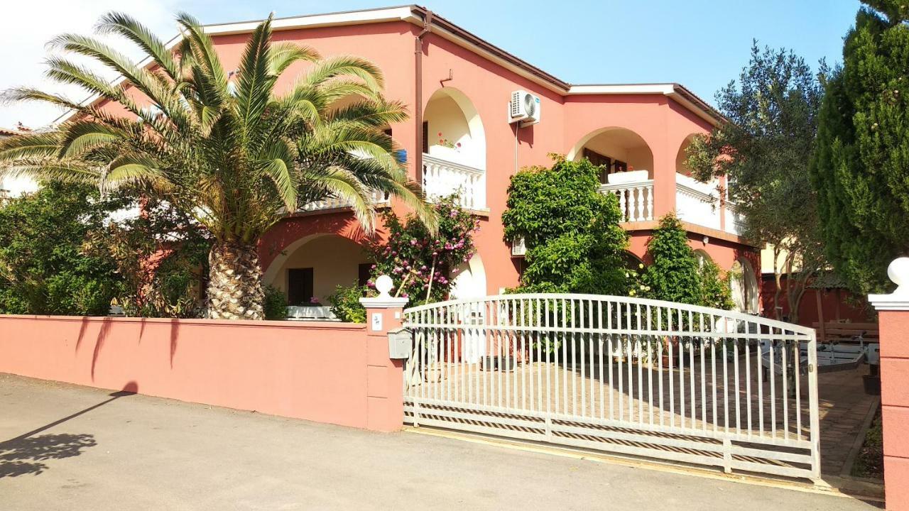 Villa Mare Apartments Vir Exterior foto